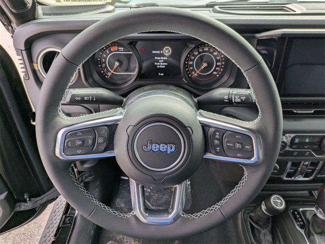 new 2025 Jeep Wrangler car, priced at $47,554