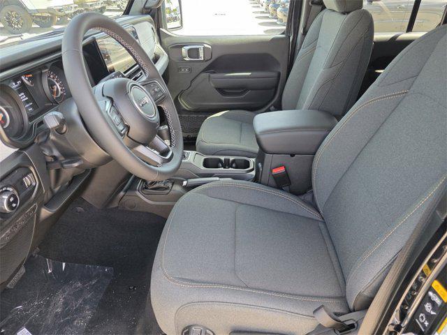 new 2025 Jeep Gladiator car, priced at $43,178