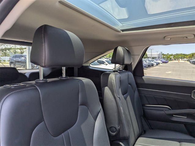 used 2023 Kia Sorento car, priced at $33,482