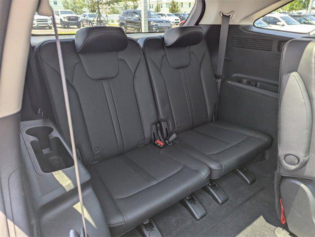 used 2023 Kia Sorento car, priced at $33,482