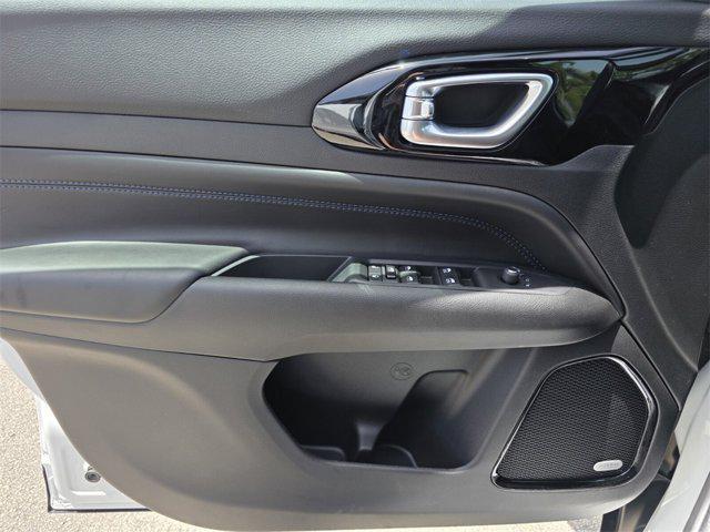 new 2025 Jeep Compass car, priced at $33,967