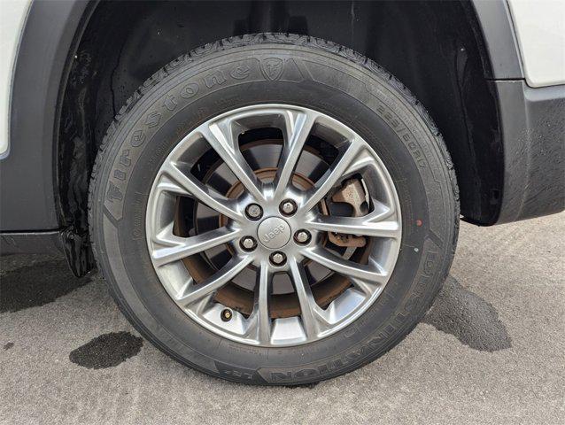 used 2019 Jeep Cherokee car, priced at $19,991