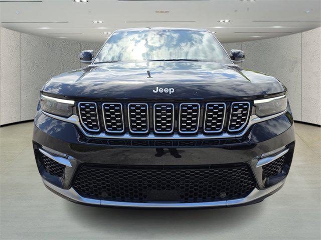 new 2025 Jeep Grand Cherokee car, priced at $53,581