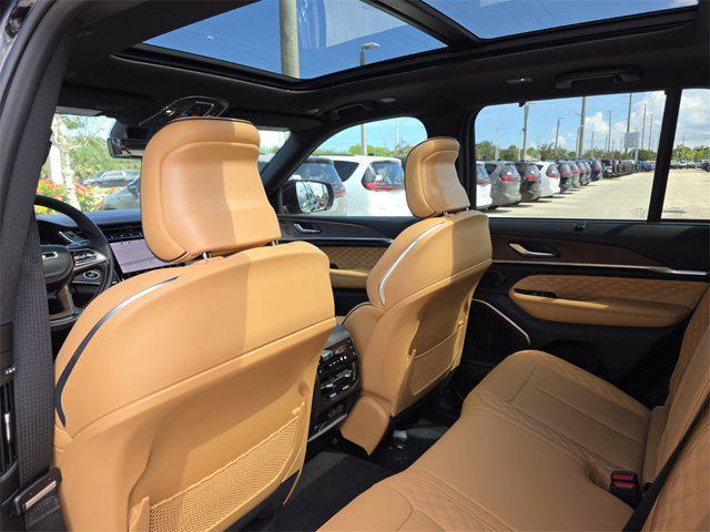 new 2025 Jeep Grand Cherokee car, priced at $53,581