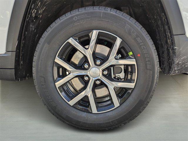 new 2025 Jeep Grand Cherokee L car, priced at $38,409