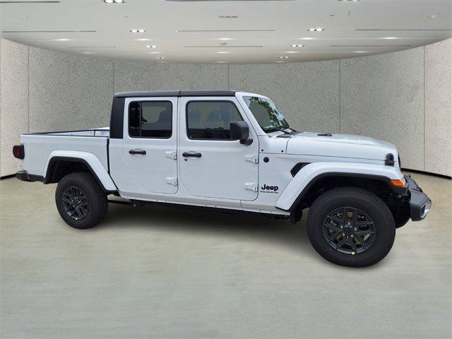 new 2024 Jeep Gladiator car, priced at $38,830