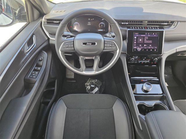 new 2025 Jeep Grand Cherokee L car, priced at $35,333