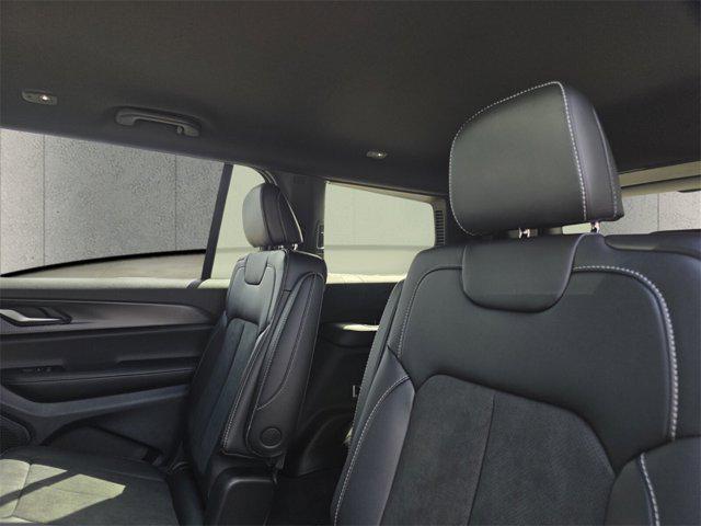 new 2025 Jeep Grand Cherokee L car, priced at $35,333