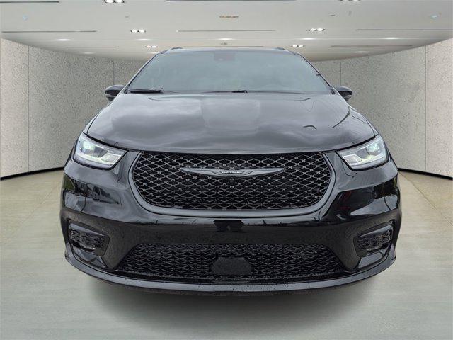 new 2026 Chrysler Pacifica car, priced at $40,299