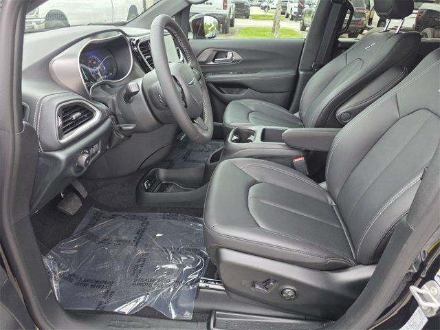 new 2026 Chrysler Pacifica car, priced at $40,299