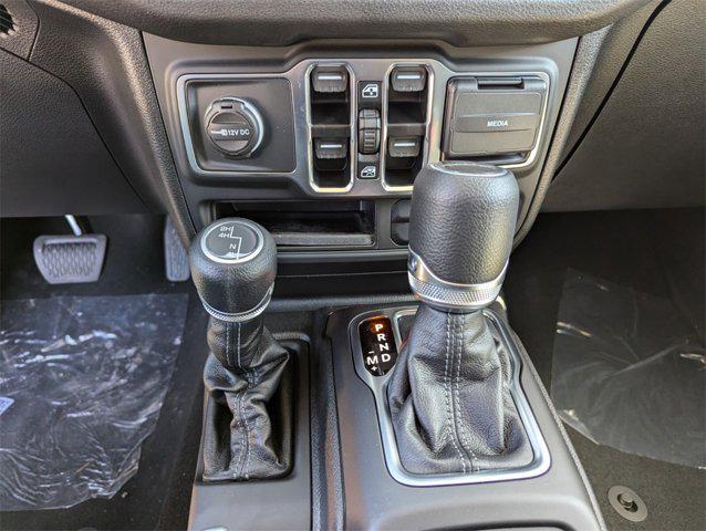 new 2025 Jeep Gladiator car, priced at $39,606