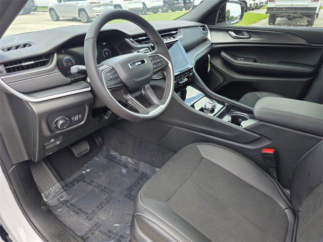 new 2025 Jeep Grand Cherokee L car, priced at $37,841
