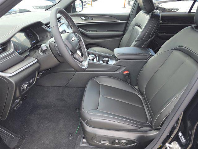 new 2025 Jeep Grand Cherokee car, priced at $36,606