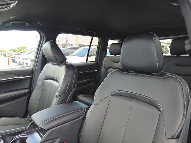 new 2025 Jeep Grand Cherokee car, priced at $36,606
