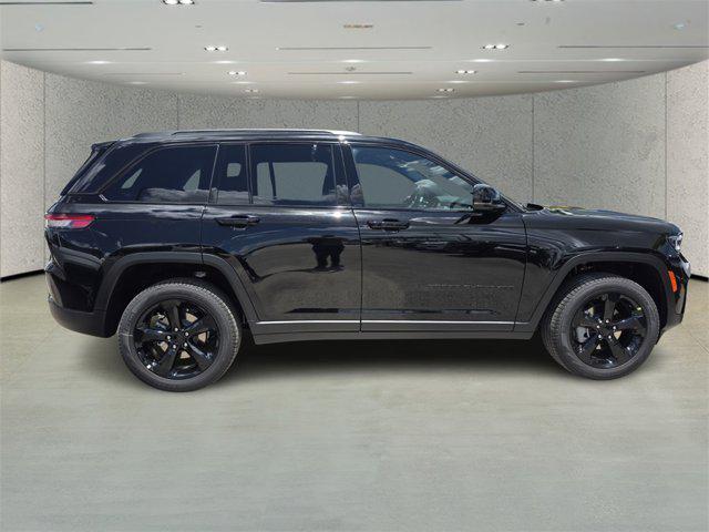 new 2025 Jeep Grand Cherokee car, priced at $36,606
