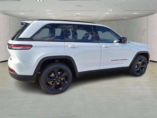 new 2024 Jeep Grand Cherokee car, priced at $41,941