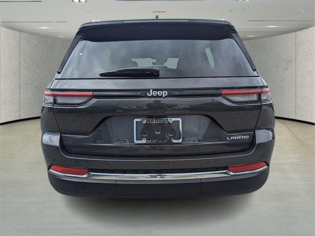 new 2025 Jeep Grand Cherokee car, priced at $30,050