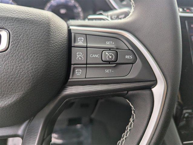 new 2025 Jeep Grand Cherokee car, priced at $30,050