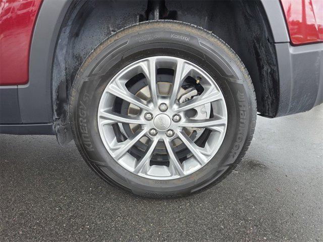 used 2020 Jeep Cherokee car, priced at $16,991