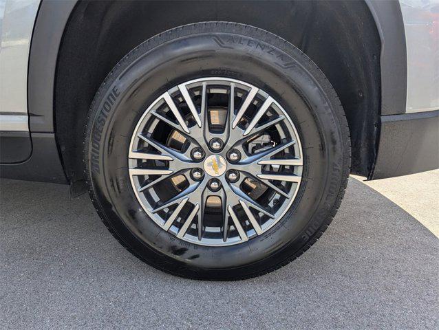 used 2024 Chevrolet Traverse car, priced at $35,611