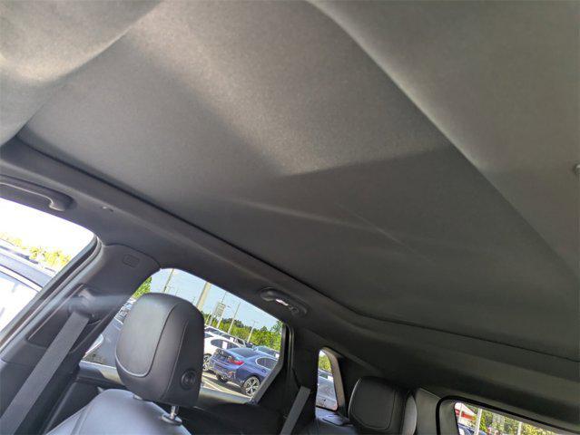 used 2021 Cadillac XT5 car, priced at $31,321