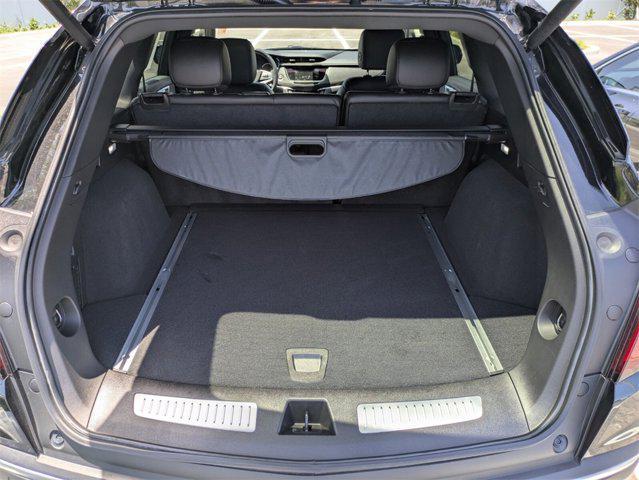 used 2021 Cadillac XT5 car, priced at $31,321