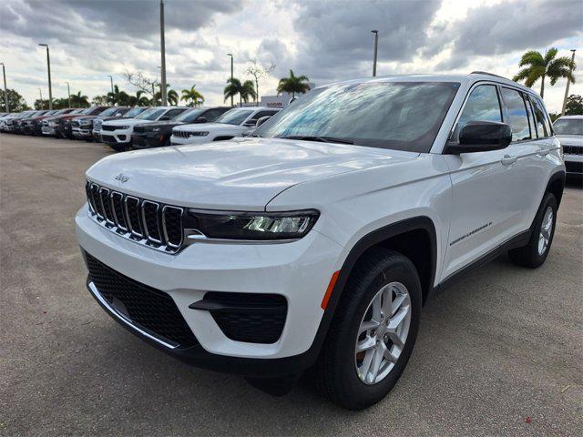 new 2025 Jeep Grand Cherokee car, priced at $33,914