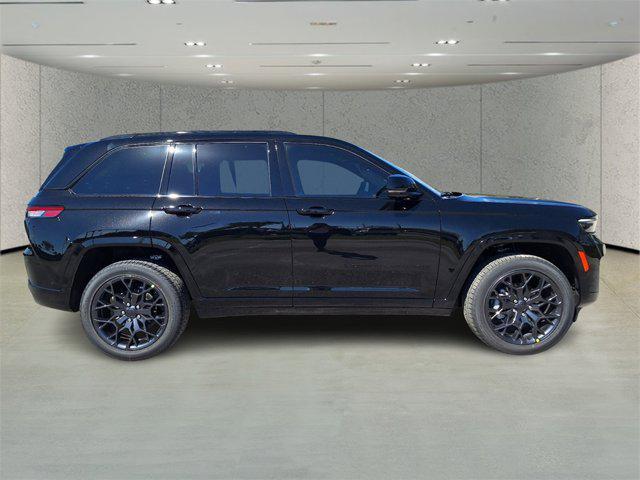 new 2025 Jeep Grand Cherokee car, priced at $59,907