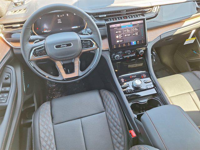 new 2025 Jeep Grand Cherokee car, priced at $59,907