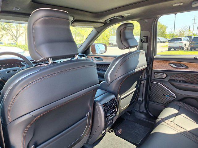 new 2025 Jeep Grand Cherokee car, priced at $59,907