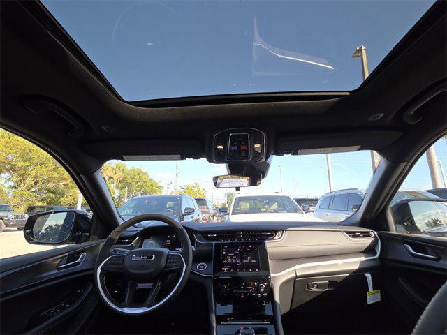 new 2025 Jeep Grand Cherokee L car, priced at $48,375