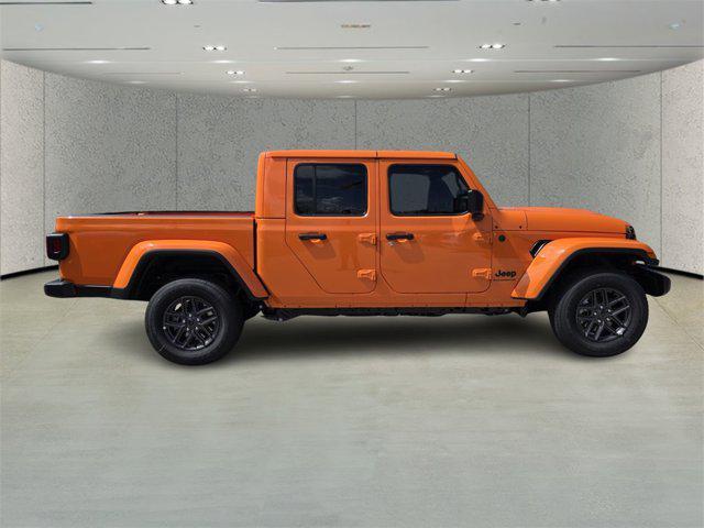 new 2025 Jeep Gladiator car, priced at $40,122