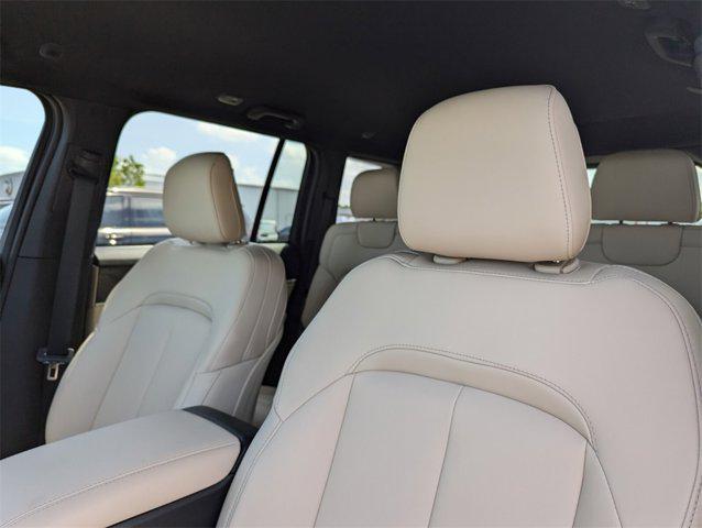 new 2025 Jeep Grand Cherokee car, priced at $38,042
