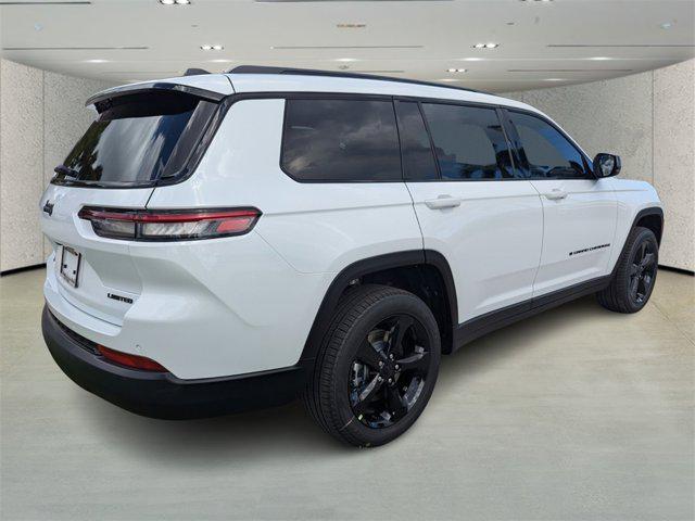 new 2025 Jeep Grand Cherokee L car, priced at $39,201
