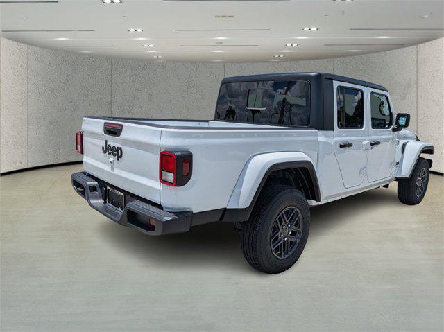 new 2024 Jeep Gladiator car, priced at $37,882