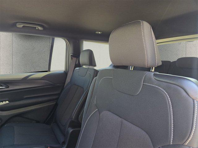 new 2025 Jeep Grand Cherokee L car, priced at $33,830