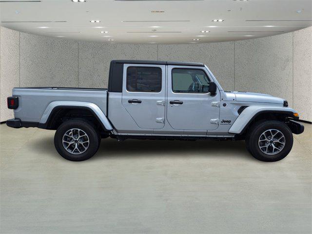used 2024 Jeep Gladiator car, priced at $38,491