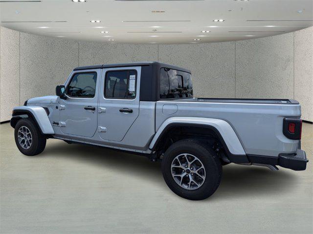 used 2024 Jeep Gladiator car, priced at $38,491