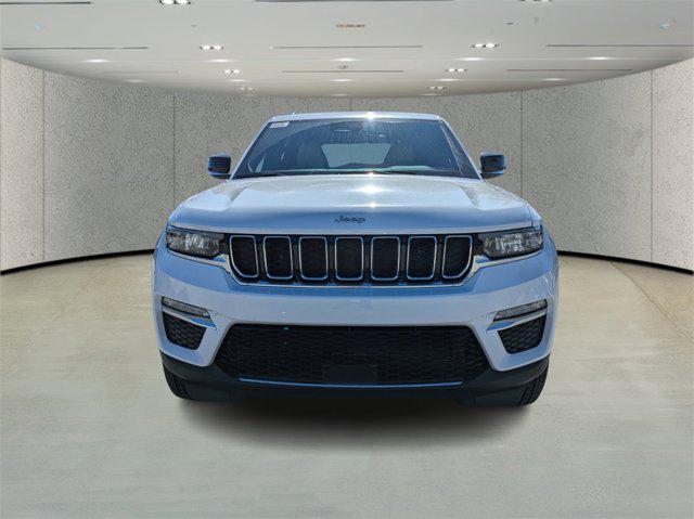 new 2025 Jeep Grand Cherokee car, priced at $38,624