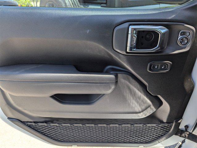 new 2025 Jeep Wrangler car, priced at $54,920