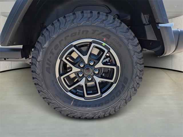 new 2025 Jeep Wrangler car, priced at $54,920