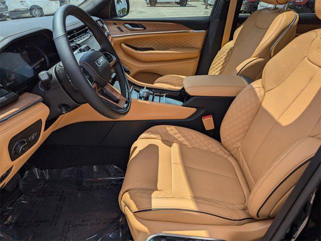 new 2025 Jeep Grand Cherokee L car, priced at $59,756