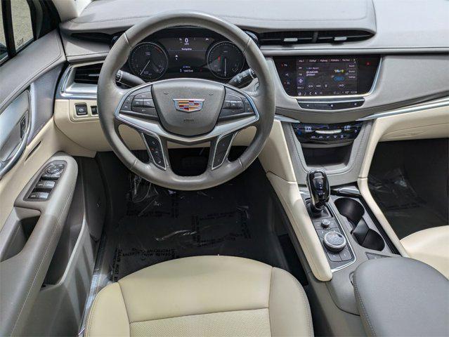 used 2021 Cadillac XT5 car, priced at $32,994