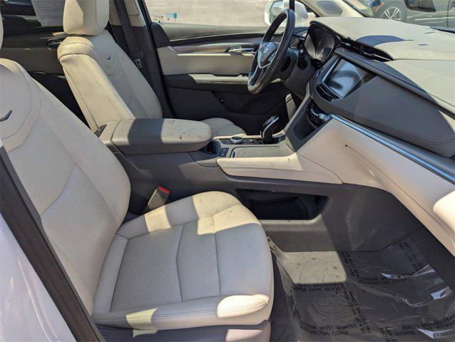 used 2020 Cadillac XT5 car, priced at $25,392