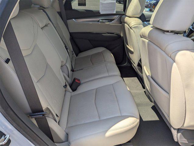 used 2020 Cadillac XT5 car, priced at $25,392