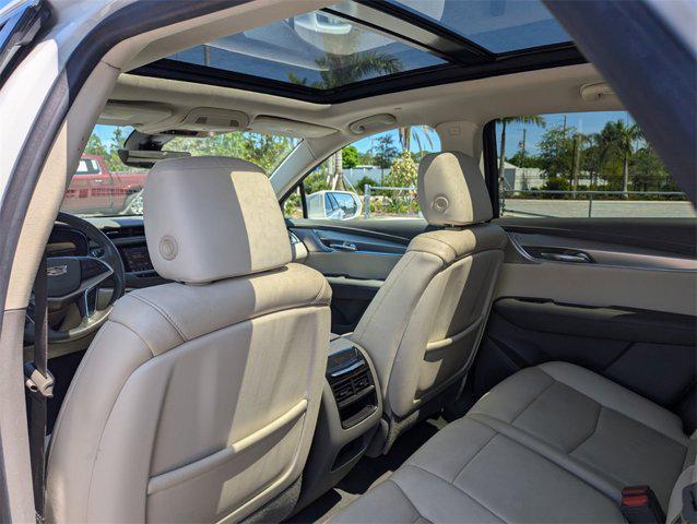 used 2020 Cadillac XT5 car, priced at $25,392