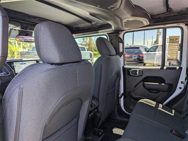 new 2025 Jeep Gladiator car, priced at $40,888