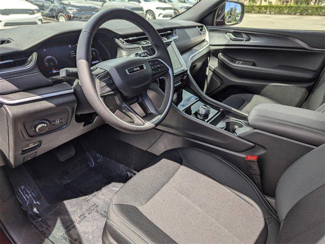 new 2025 Jeep Grand Cherokee car, priced at $30,050