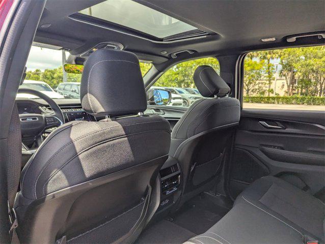 new 2025 Jeep Grand Cherokee car, priced at $30,050