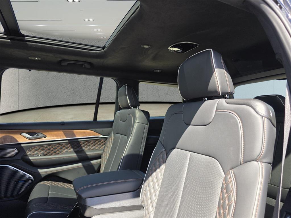 new 2025 Jeep Grand Cherokee L car, priced at $61,380